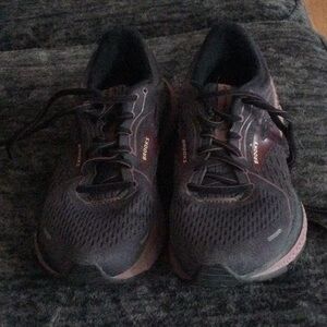 Brooks Adrenaline 21.